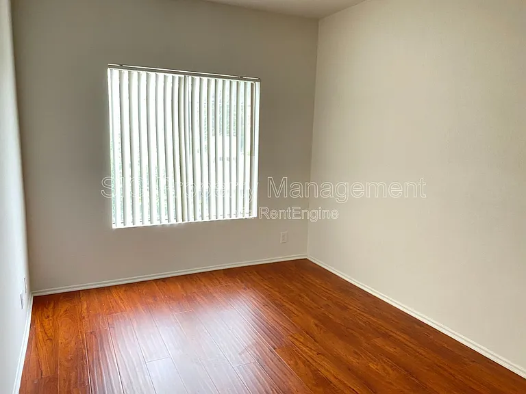 1441 N Edison Blvd #C — Photo 11