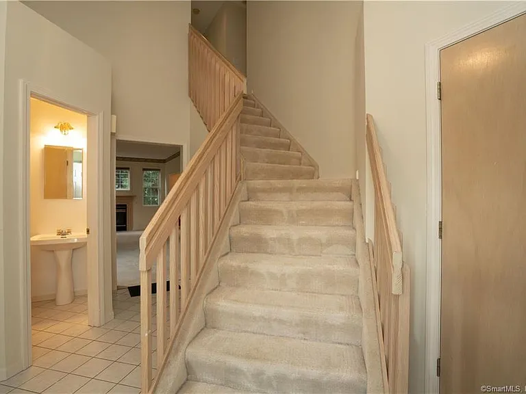 47 Pepper Bush Ln — Photo 7