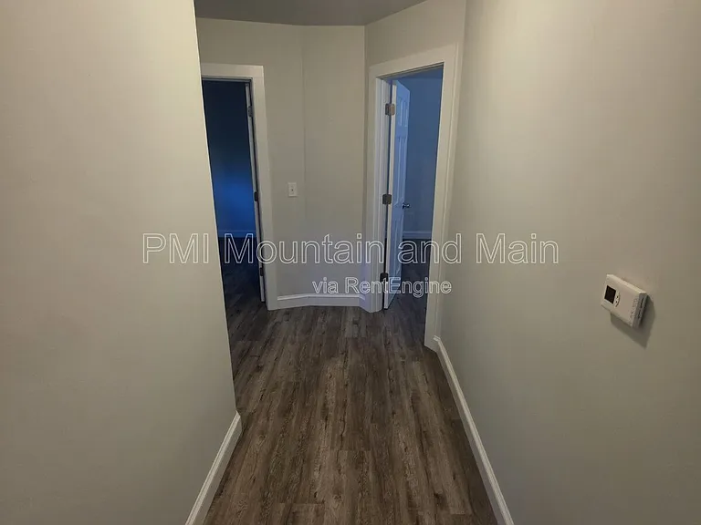 617 Brookshire St #B — Photo 21
