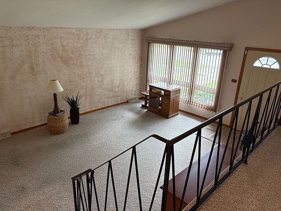 5th image of 14325 Kedvale Ave