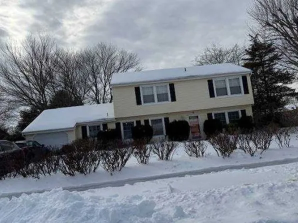 4 Arcturus Dr, Sewell, NJ 08080