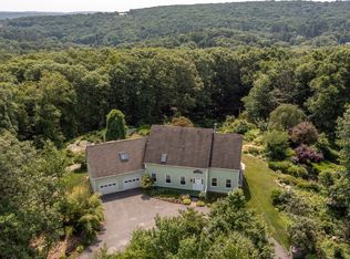 7 Brandy Ln, Bridgewater, CT 06752