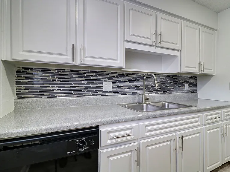 1x1 Kitchen