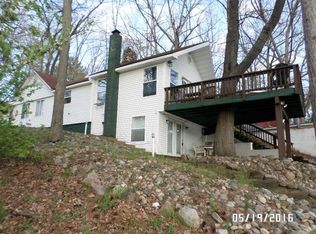 471 Park St, Harrison, MI 48625