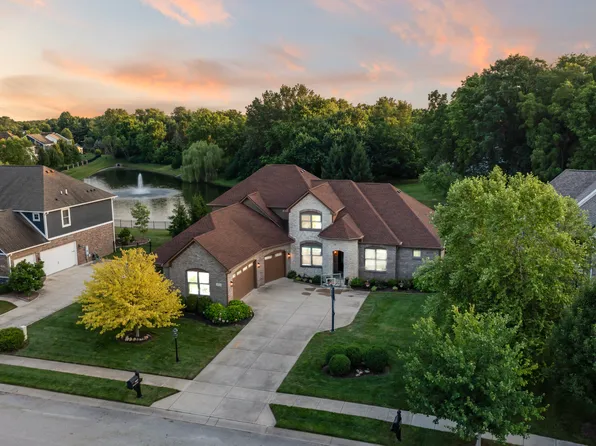 9877 Wading Crane Ave, McCordsville, IN 46055
