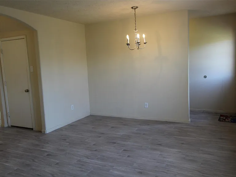 5707 Saluda Creek Ln — Photo 9