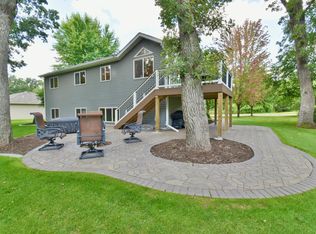 1746 Maple Ln, Saint Cloud, MN 56304