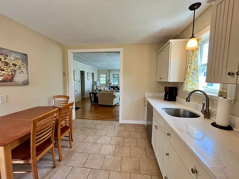 16 Browns Ct — Photo 12