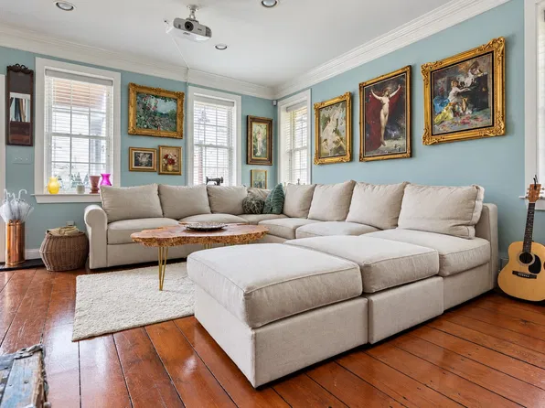 15 Ferry St #Id1336813p, Lambertville, NJ 08530