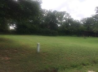 801 Lakewood Dr, Alvarado, TX 76009