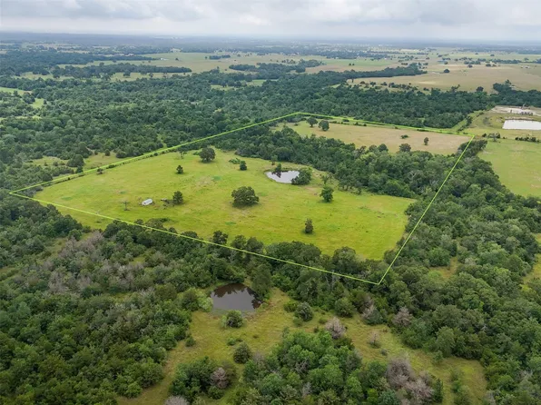 8530 Burns Rd, Midway, TX 75852