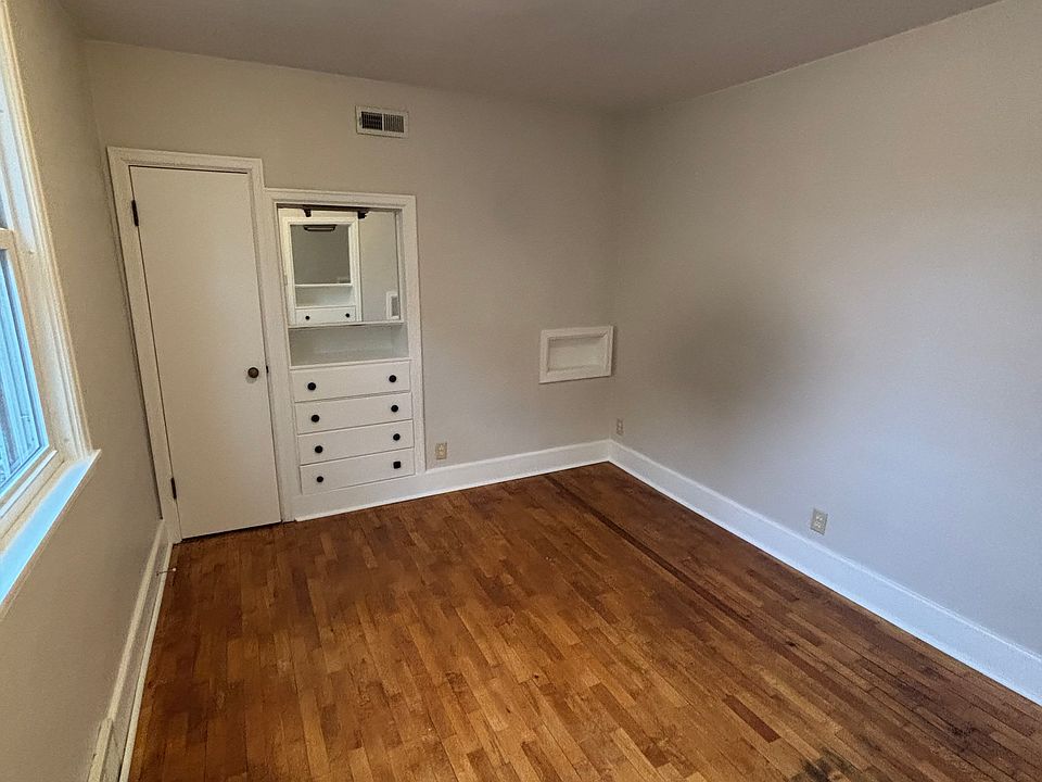 2nd image of 919 Minnesota St