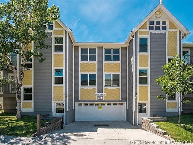 1st image of 1035 Park St #3-C