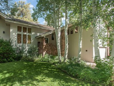 2905 Booth Creek Dr, Vail, CO, 81657