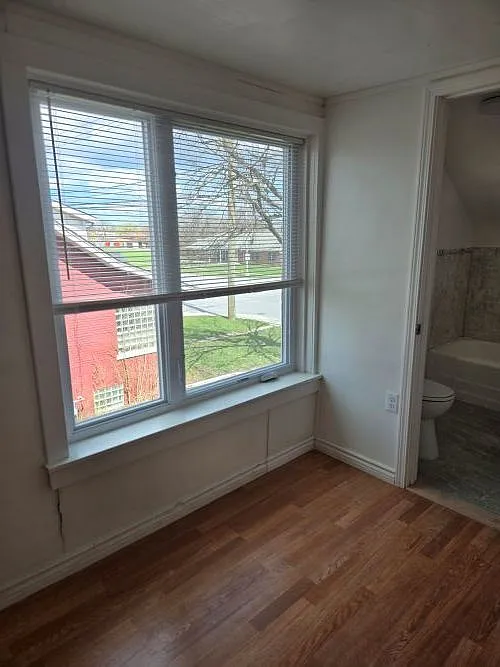 4 bed, 2000 sqft, $3,000 — Photo 4
