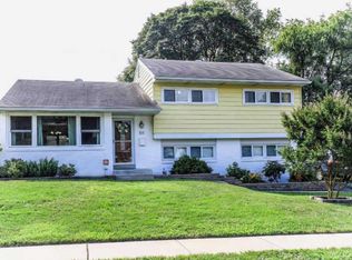 511 Curtis Dr, Morrisville, PA 19067