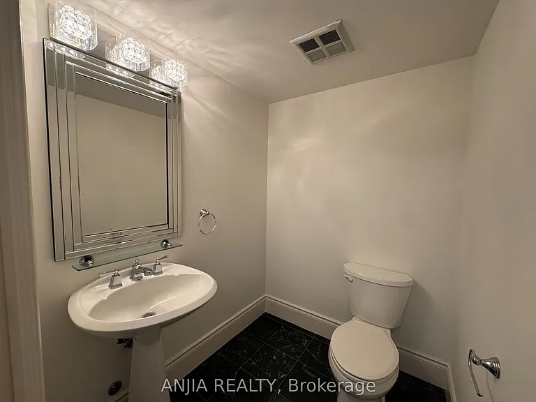 75 York Mills Rd #211 — Photo 9