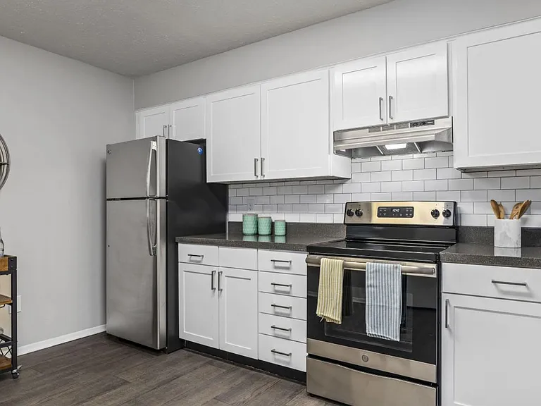 The Parker Apartments — Photo 12