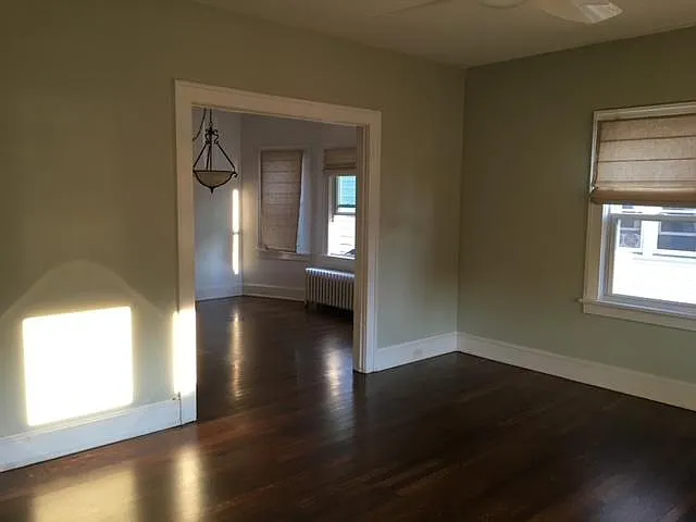 11 Willow St — Photo 3