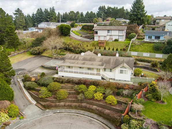 2200 Well Ct, Eureka, CA 95503