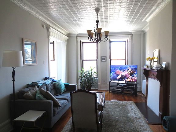 2nd image of 112 1st Pl APT 2L