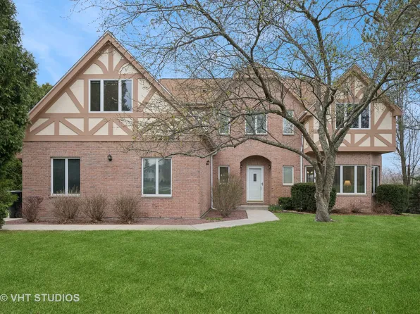 26144 N Hill Ave, Wauconda, IL 60084