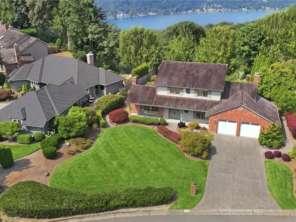 3805 203rd Avenue NE, Sammamish, WA 98074