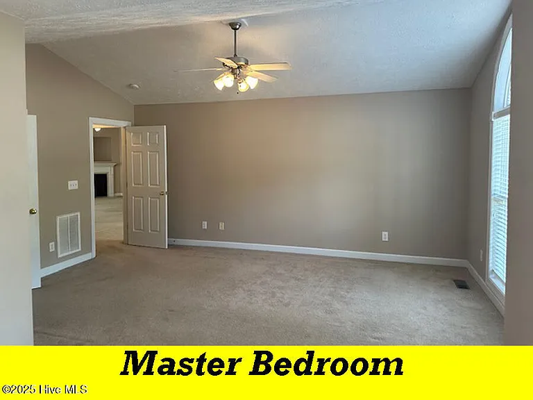 12 Deerwood Ln — Photo 20