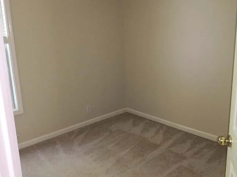 3330 Ashton Dr — Photo 12