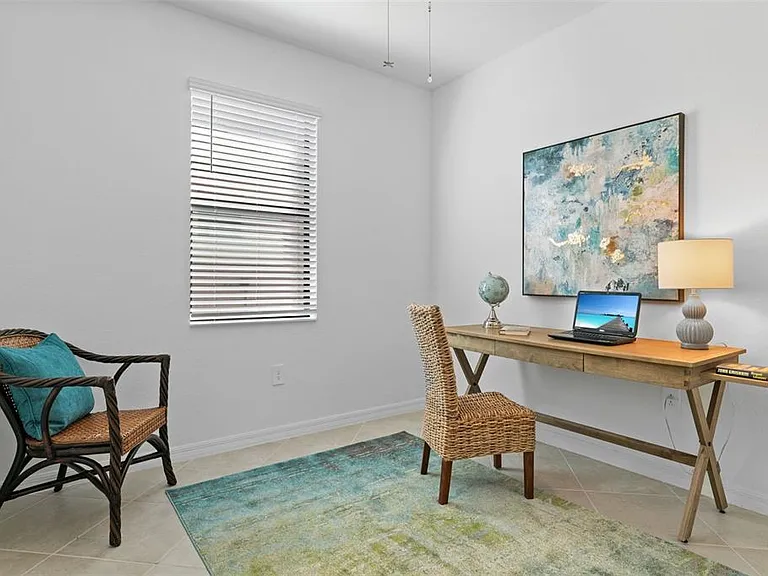 1536 Saddlewood Cir — Photo 35