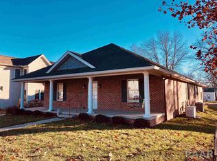 314 W Main St, Elmwood, IL