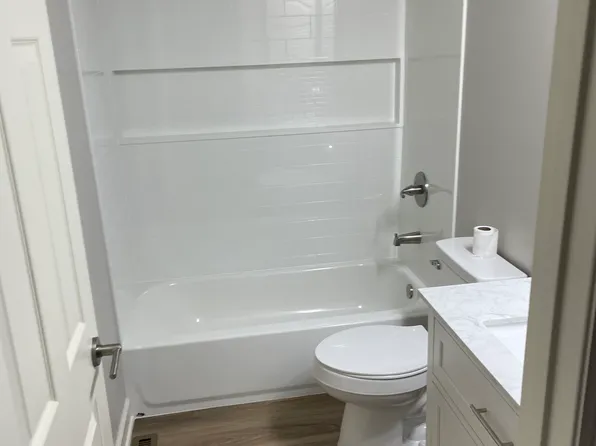 5605 Valencia Park Blvd, Hilliard, OH 43026