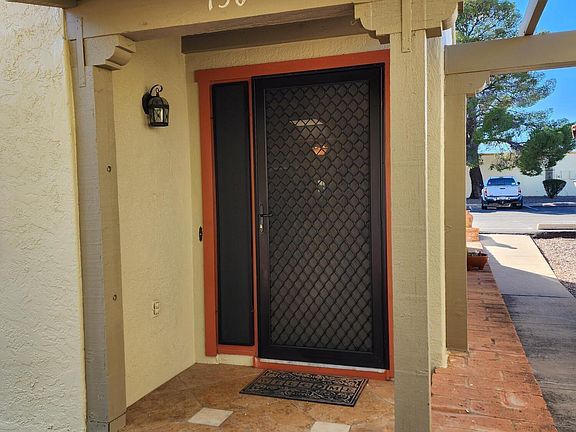 2nd image of 150 W Calle Del Ano