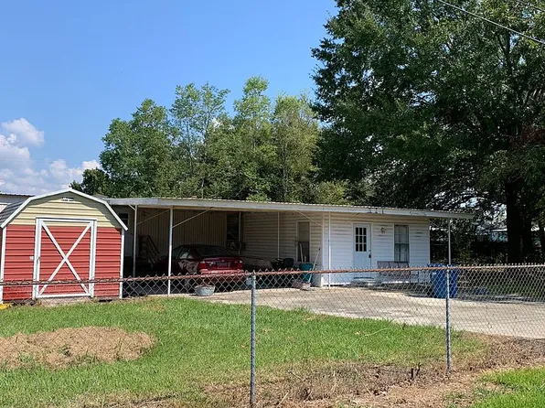 1052 Dupuis St, Breaux Bridge, LA 70517