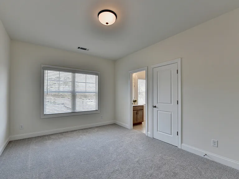 2405 Colliers Ln — Photo 20