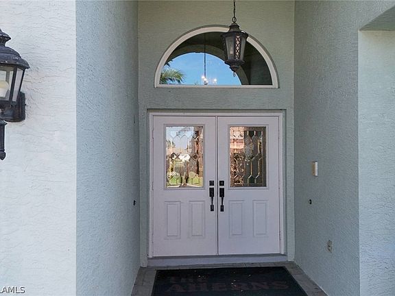 2nd image of 9381 Old Hickory Cir