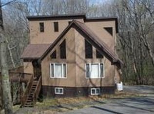 16 Faber Cir, Tannersville, PA 18372