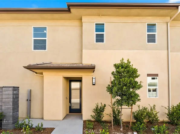 353 Moonflower Rd, Ladera Ranch, CA 92694