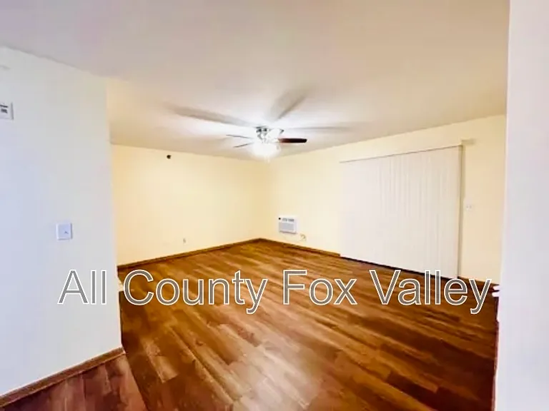 2909 Willow Ln #8 — Photo 5