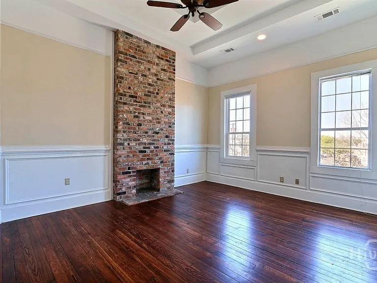 315 W Gwinnett St — Photo 9