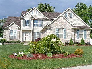 1st image of 27066 Brookview Ct