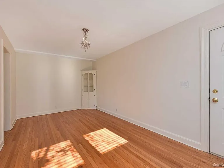 30 N Maryland Ave #B — Photo 4