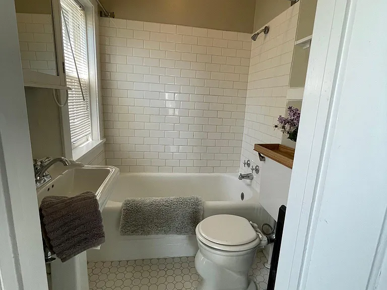 325 W Jackson St #2-S — Photo 13