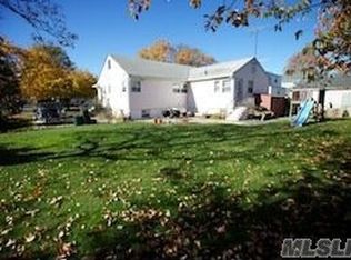 2613 Westlake Ave, Oceanside, NY 11572