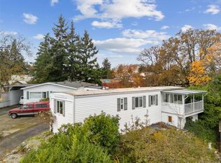 Twin Oaks MHP, New Songhees 1a, BC V9A 2R1