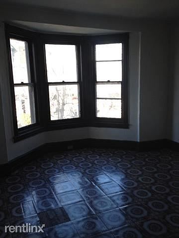 2nd image of 164 W Greenwich St