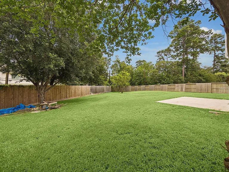 19202 Dickson Park Dr — Photo 10