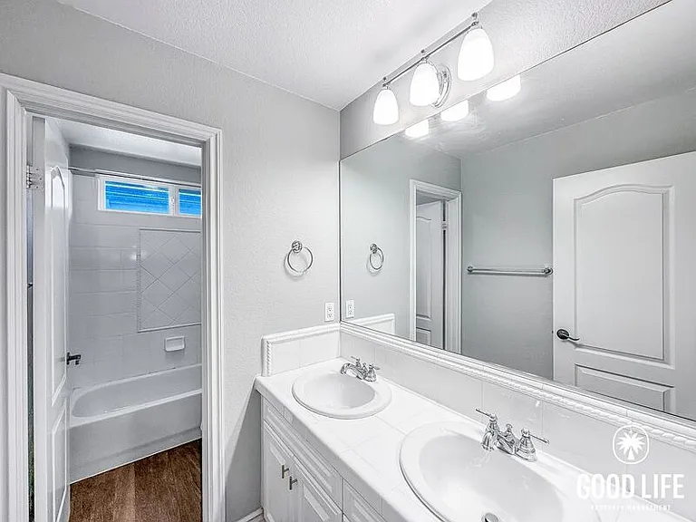 823 Scenic Terrace Pl — Photo 21
