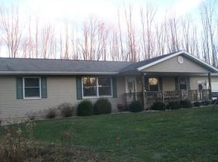 8919 Rouse Rd, Port Austin, MI 48467