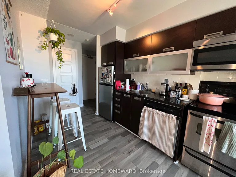 100 Western Battery Rd #1104 — Photo 6
